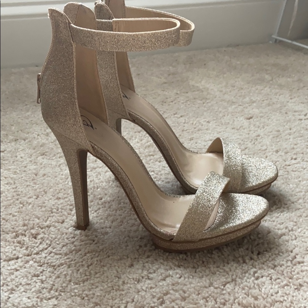 Gold Sparkly Windsor high heels WORN ONCE